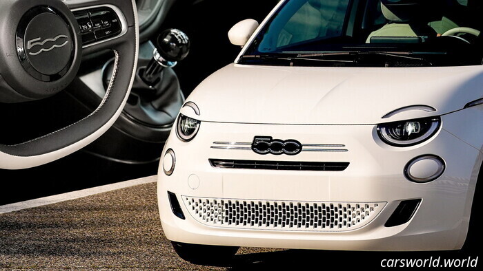 Il ritorno del gas di Fiat porta una trasmissione manuale in un'auto che un tempo doveva essere esclusivamente elettrica | Carscoops
